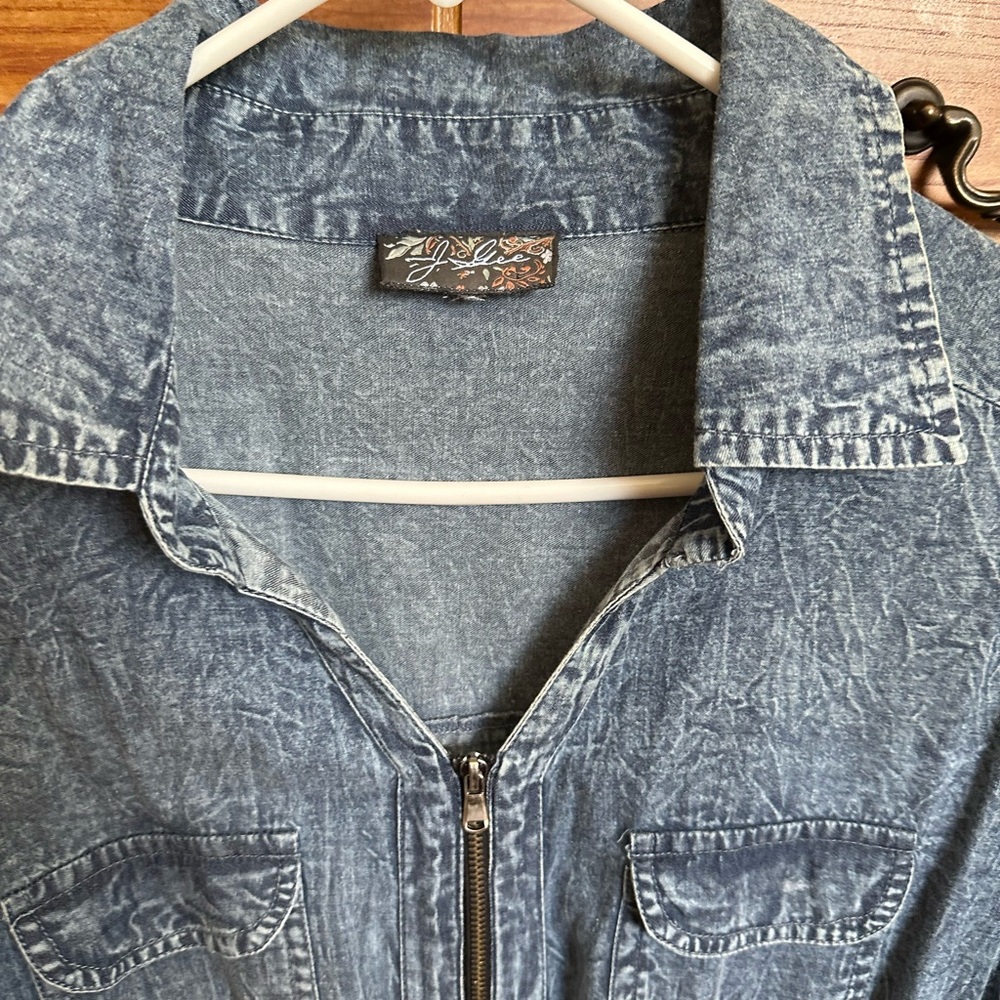 Blue Washed Denim Button-Up Shirt with Floral Logo Tag - Picture 3 of 7